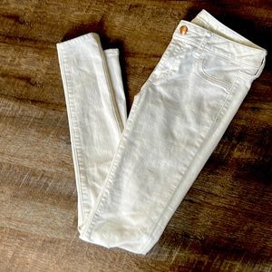 American Eagle White Jeans x-long